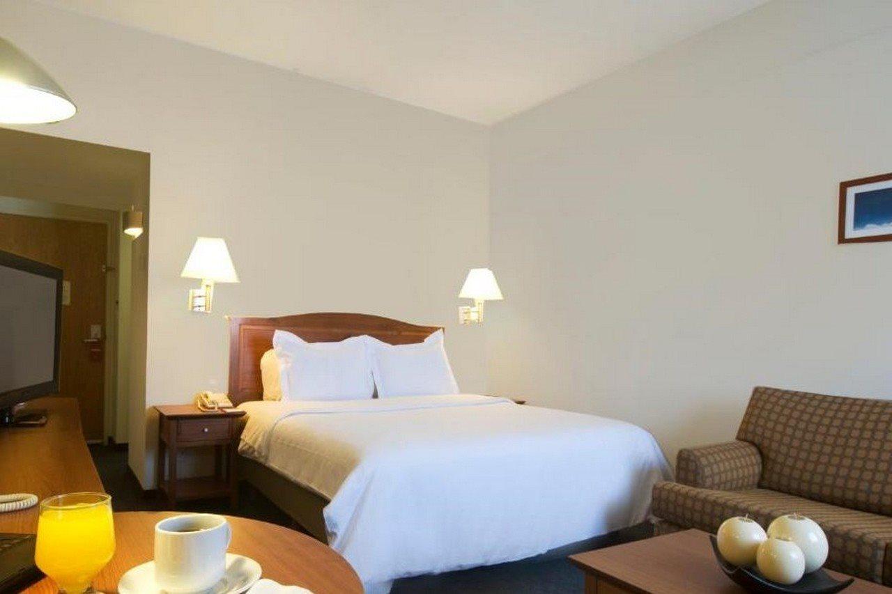 Fiesta Inn Express San Luis Potosi Oriente Exteriör bild